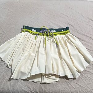 Nike Naomi Osaka pale yellow Tennis Skirt asymmetric hem small